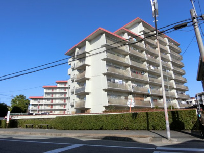 【外観】 | ハイマート豊中 | 鉄筋コンクリート造9階建♪ 陽当たりに良いマンションとなっております♪