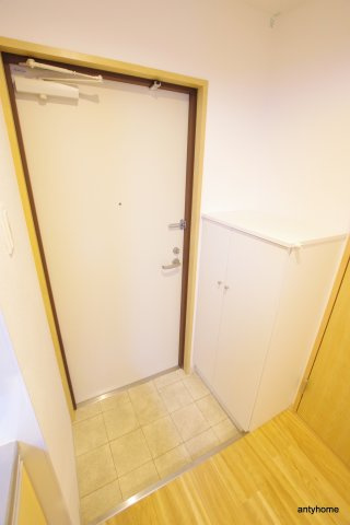 グランシエール都島　仲介手数料無料の玄関
