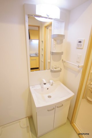 グランシエール都島　仲介手数料無料の洗面所