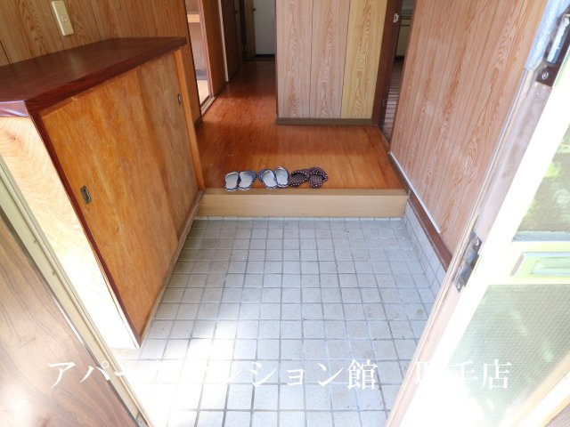 宮和田K邸の玄関