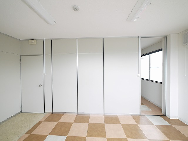 三和ビルの内装