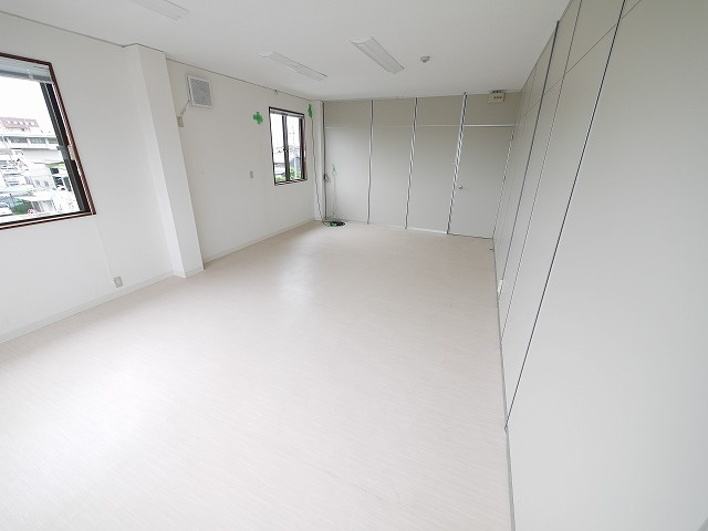 三和ビルの内装