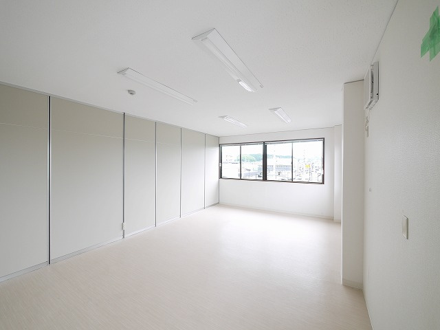 三和ビルの内装