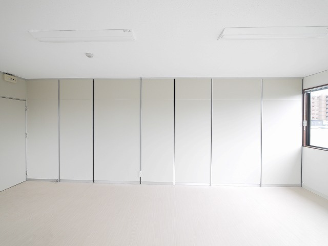 三和ビルの内装