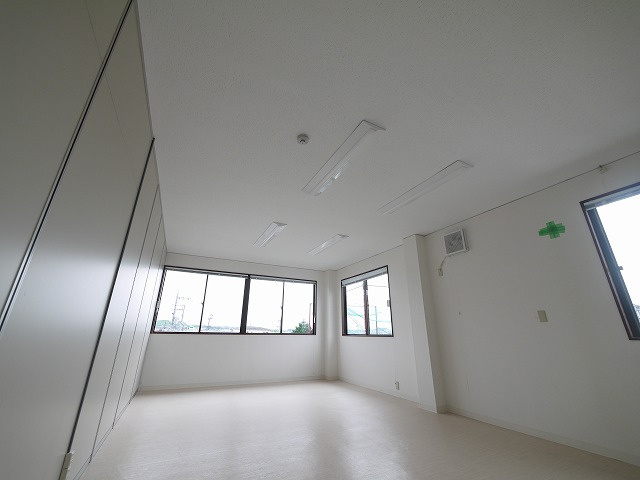 三和ビルの内装