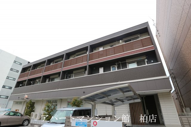 アスタリスクの外観