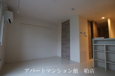 【洋室】 | アスタリスク