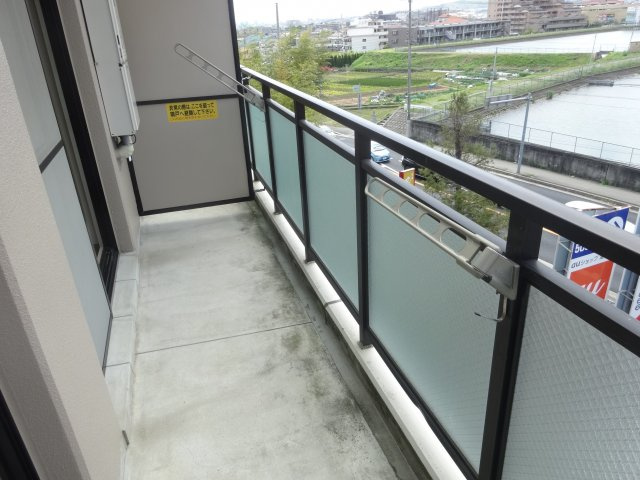 パルティメゾン中山のバルコニー