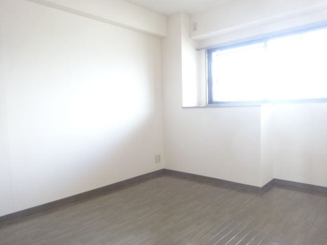 パルティメゾン中山の寝室