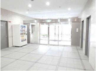 【エントランス】 | 明るいです。