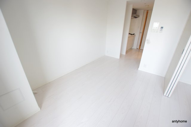 S-RESIDENCE江坂　仲介手数料無料の居間・リビング