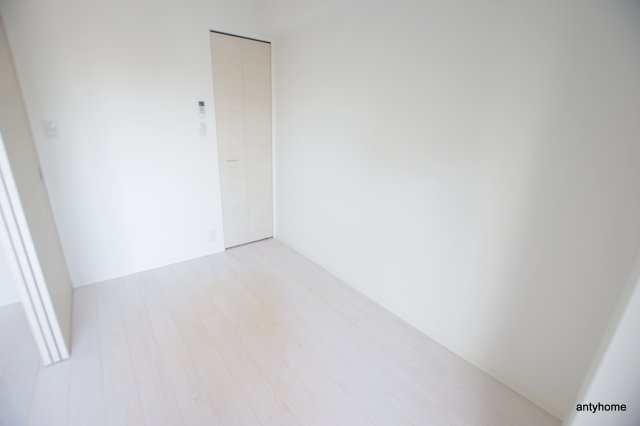 S-RESIDENCE江坂　仲介手数料無料の洋室