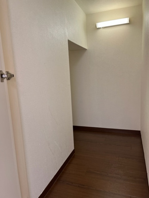 【収納】 | 東山邸戸建て | 1階階段下も有効活用できます