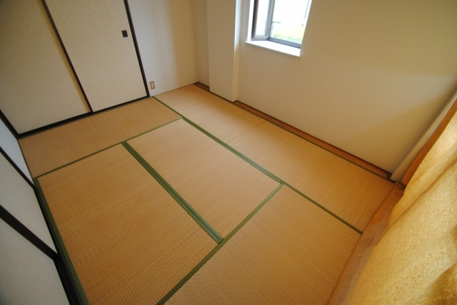 リーベ楢崎の和室|内装イメージ