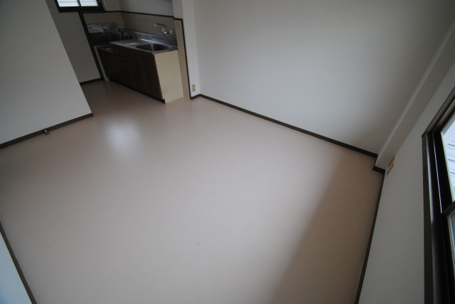 リーベ楢崎の居間・リビング|同タイプ　イメージ写真