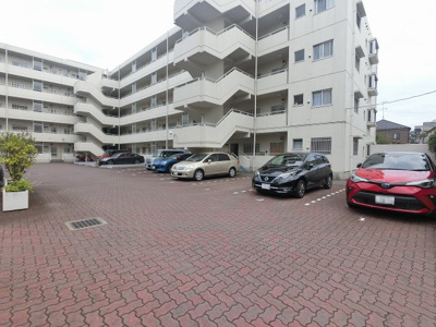 【駐車場】 | コスモ保土ヶ谷グリーンプラザ | 平置き駐車場です。