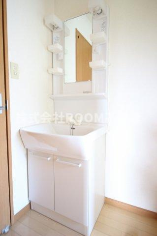 ラパン郡元の独立洗面台|独立洗面台あり、毎朝おしゃれに忙しい女性の方におすすめです