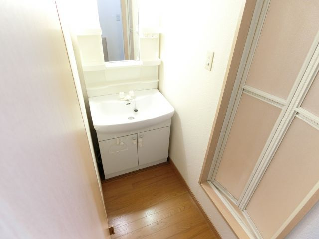 ウイング堺の洗面所