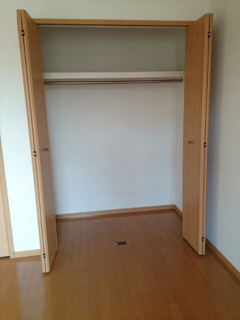 フォレスタンの収納