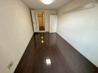 【寝室】 | サンティール守口