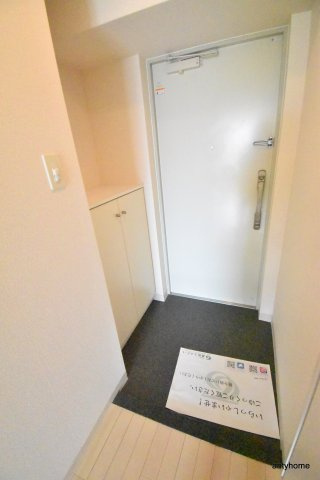 アーバネス淀川　仲介手数料無料の玄関