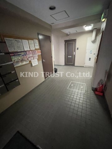 シャトーベルダンのロビー|ゆとりのあるロビーです