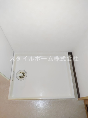 【設備】 | レガーロカルドA棟 | 洗濯機はこちらです。