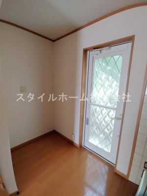 【内装】 | レガーロカルドA棟 | 内装は落ち着いています