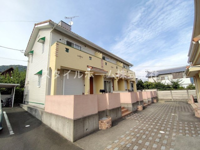 【外観】 | レガーロカルドA棟 | おしゃれな外観です