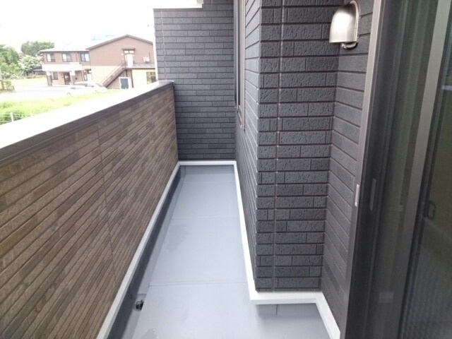 クレメント津志田のバルコニー