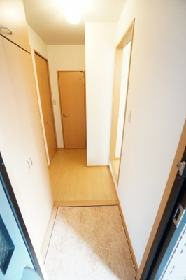 【玄関】 | フレンドハウス23A | ※同物件・反転タイプの写真です。