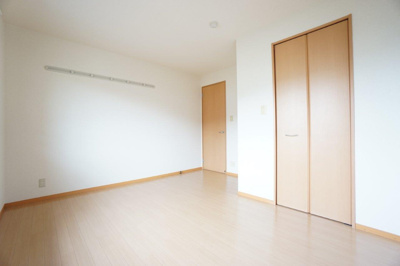 【寝室】 | フレンドハウス23A | ※同物件・反転タイプの写真です。