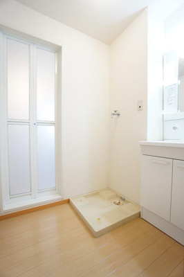 【洗面所】 | フレンドハウス23A | ※同物件・反転タイプの写真です。