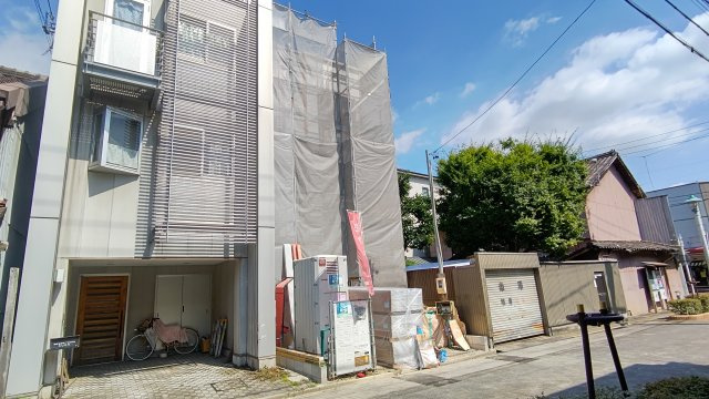 名古屋市南区三吉町１丁目Ａ号棟〈仲介手数料無料〉白水小学校・名南中学校の外観