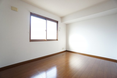 【寝室】 | ピュア 雅