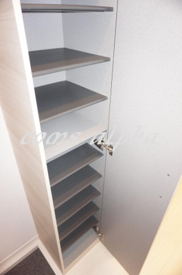 【玄関】 | 横濱HILL TERRACE | 横濱HILL TERRACE　玄関