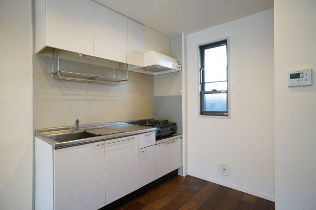 プチロッシュのキッチン|シンクの広いキッチン