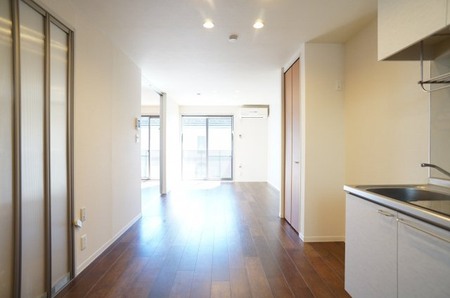 プチロッシュの居間・リビング|12帖のリビング