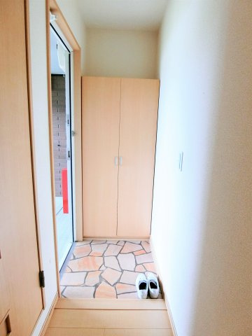 Carinopenseeの玄関