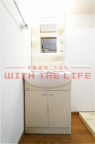 リバティヒルズI【キャッシュバック対象物件】の独立洗面台|独立洗面台です