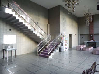 【エントランス】 | マンションエントランス、ゆったりとした贅沢な空間です
