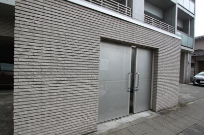 【その他共用部分】 | ヴィアーレ新寺 | ゴミ置き場