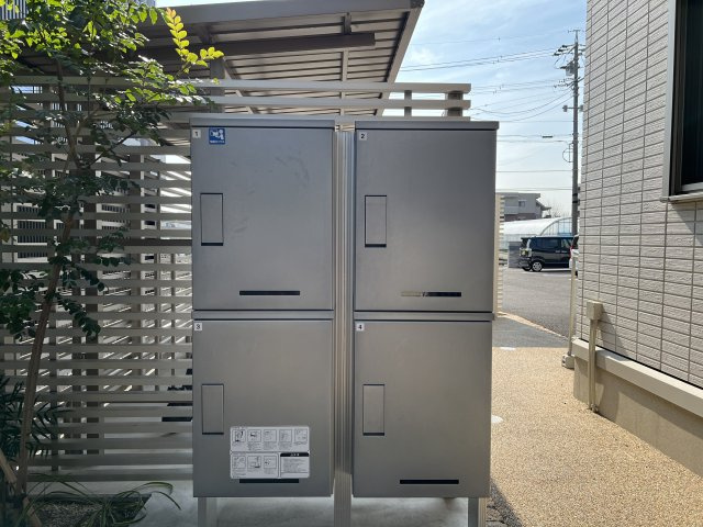 セジュール中部公園のその他共用部分|不在時にも荷物の受け取りが可能な宅配ボックスです。