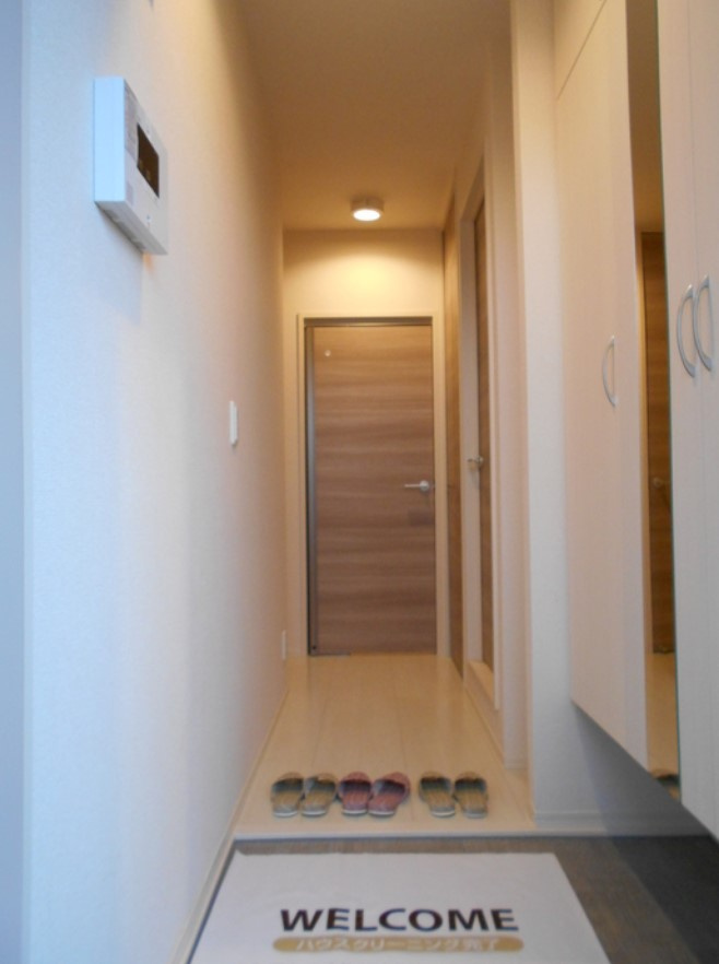 ローズガーデン府中の玄関