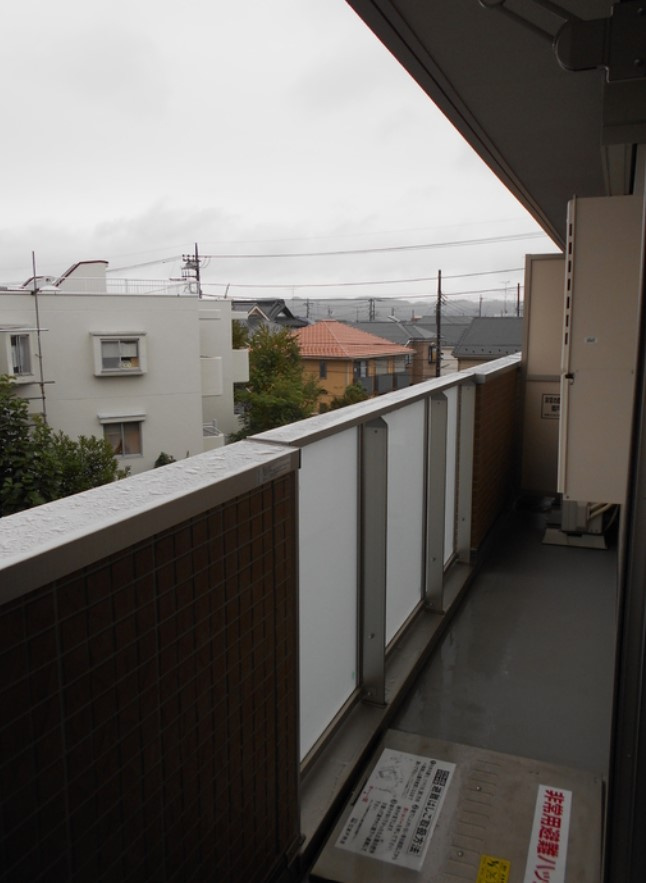 ローズガーデン府中のバルコニー