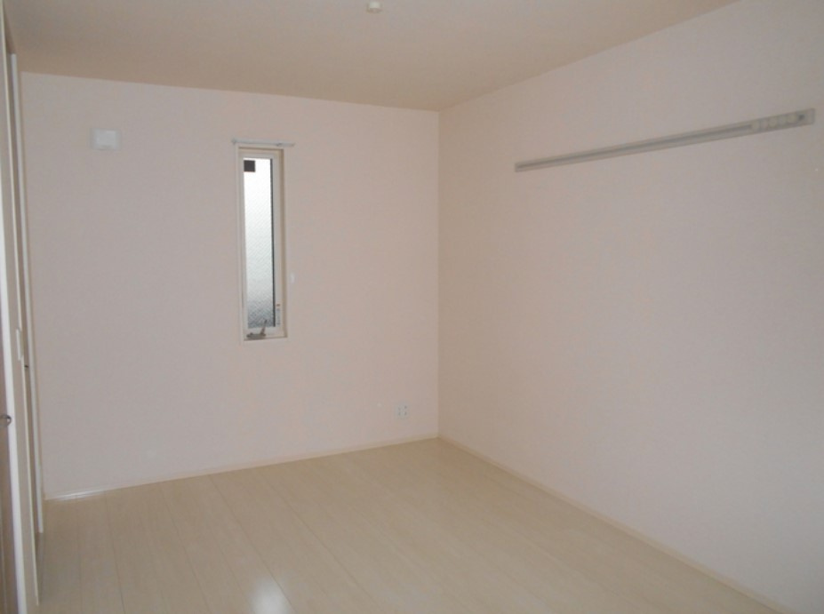 ローズガーデン府中の洋室