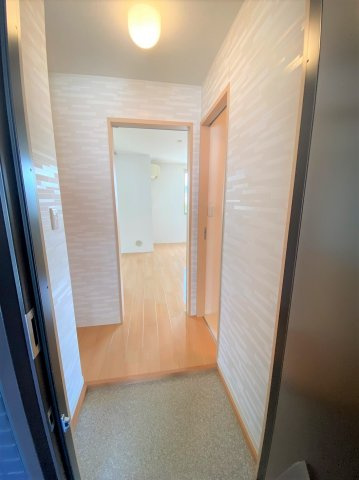 シャルムナイトウ　Ｂ棟の玄関