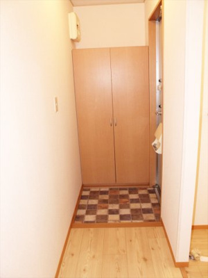 【玄関】 | Ocean Court 1 | ※同物件、別のお部屋の写真です。設備は現況に従います。