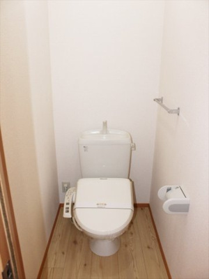 【トイレ】 | Ocean Court 1 | ※同物件、別のお部屋の写真です。設備は現況に従います。