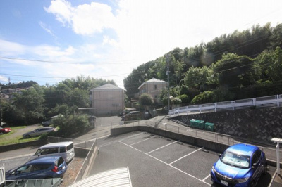 【展望】 | アモーレヴィータ城郷 | アモーレヴィータ城郷　　　陽当り・眺望良好です！お洗濯物もポッカポカになります♪